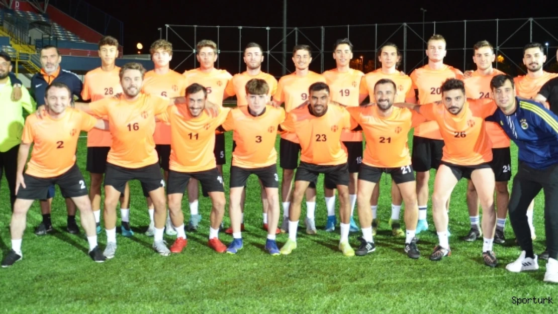 Ve Selimpaşaspor sahaya indi