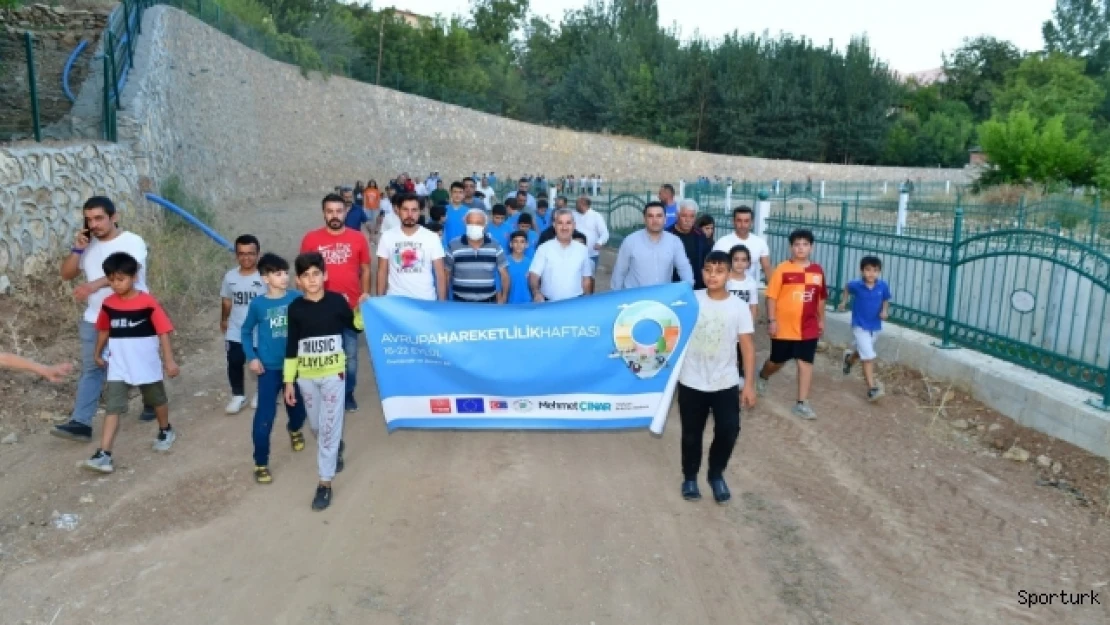 Yeşilyurt'ta doğa yürüyüşü