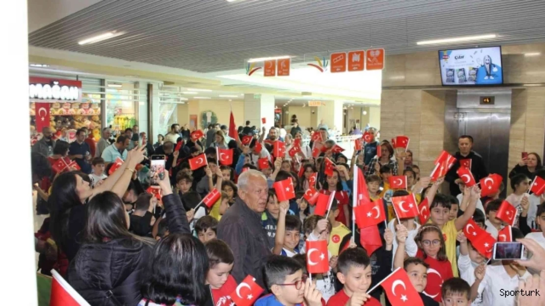 456 sporcunun ter döktüğü turnuvanın kazananları belli oldu