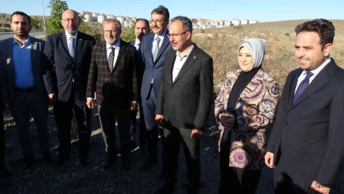 Bakan Kasapoğlu: &quotKütahya şehir stadı projesinin çalışmalarına bugün itibariyle başlıyoruz"