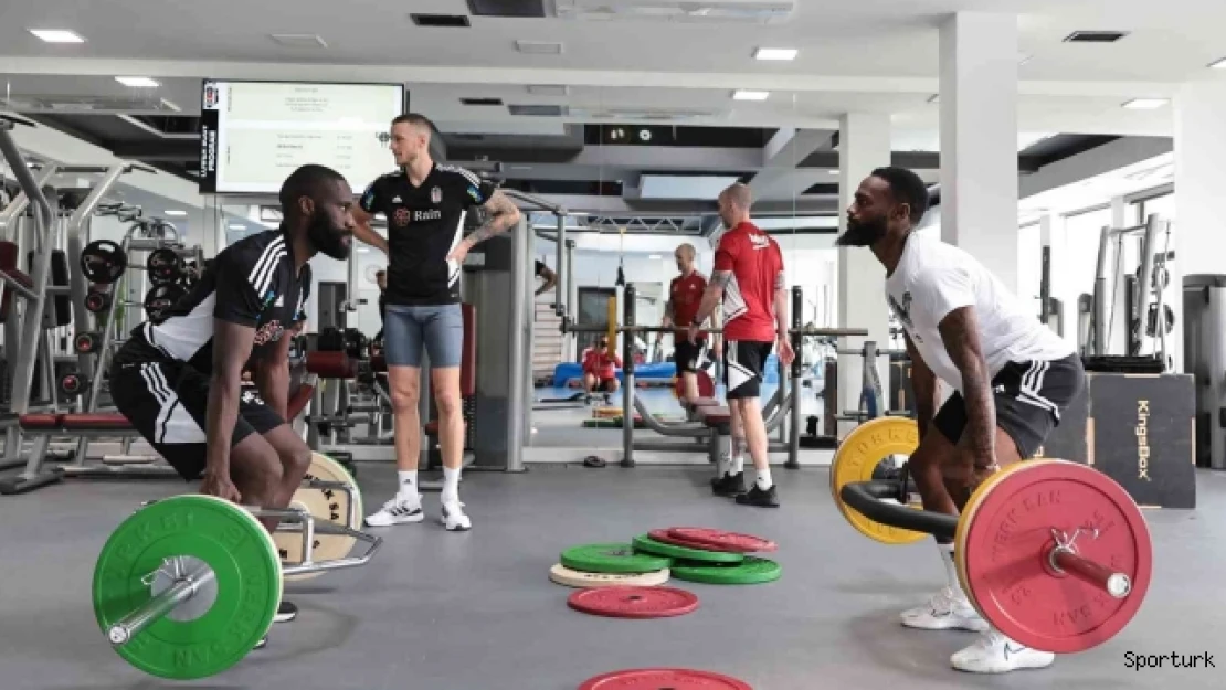 Beşiktaş kondisyon ve taktik çalıştı