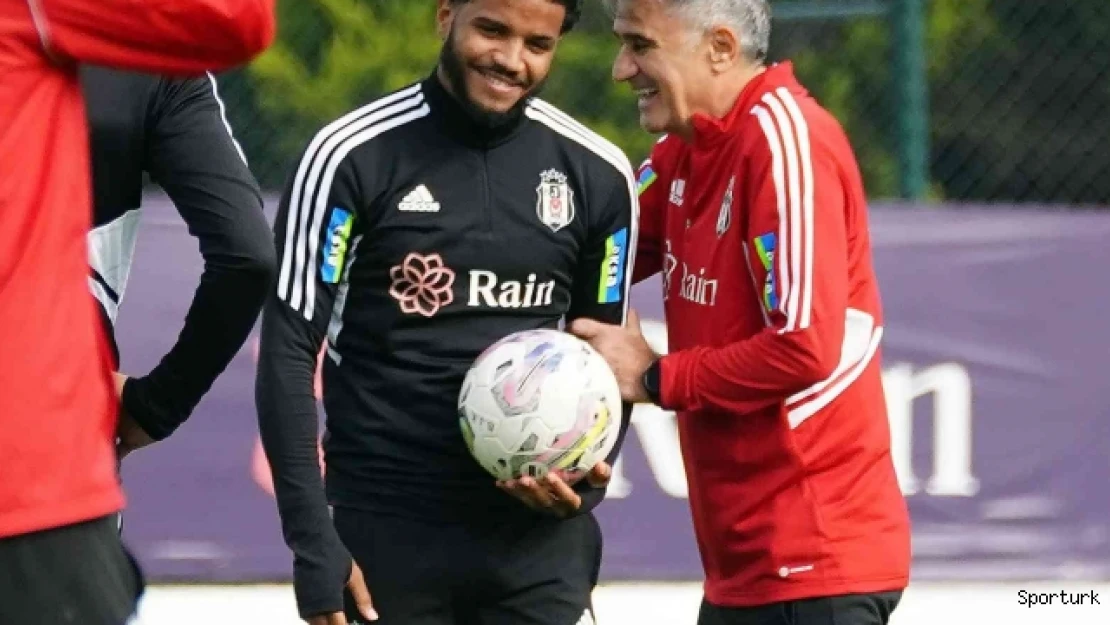 Beşiktaş'ta neşeli antrenman