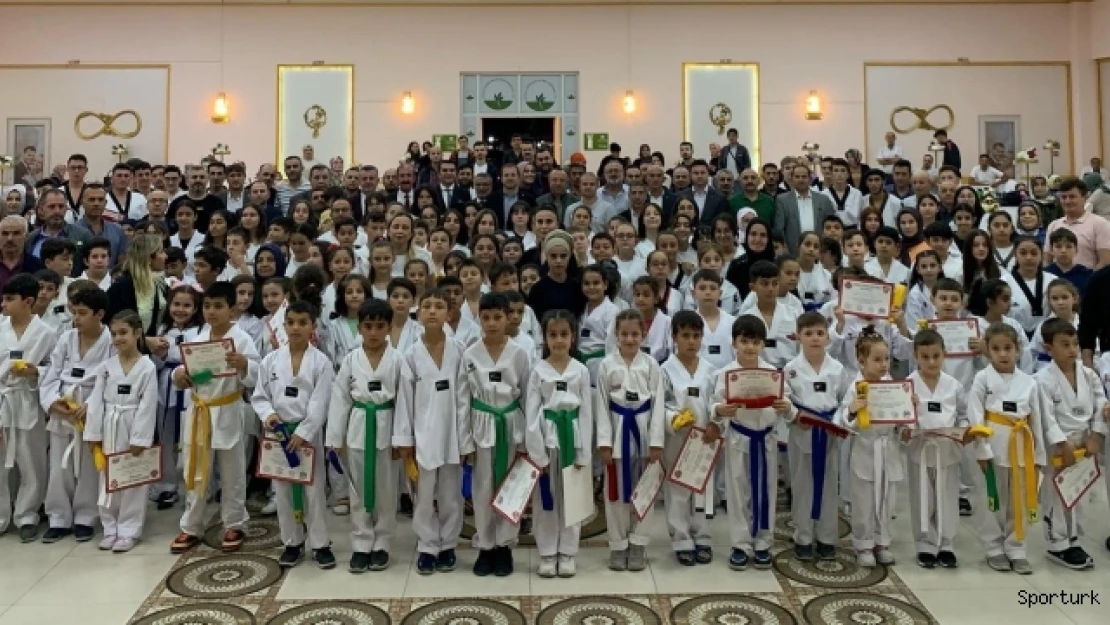 Bursalı 116 sporcu kuşak sınavından başarıyla geçti