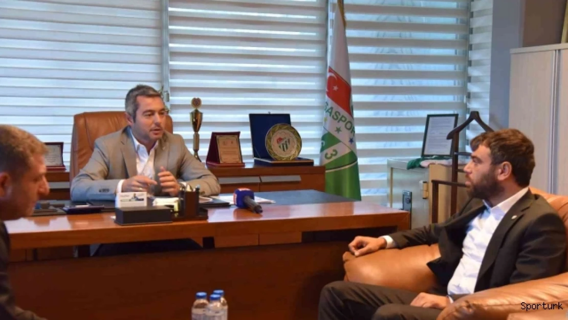 Bursaspor eski yönetim lideri Adanur 16,5 milyon lirayı bağışladı