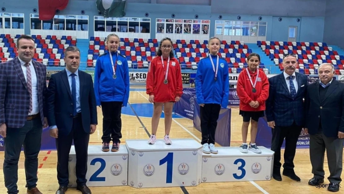 Büyükşehir'in raketleri Türkiye Şampiyonası yolunda