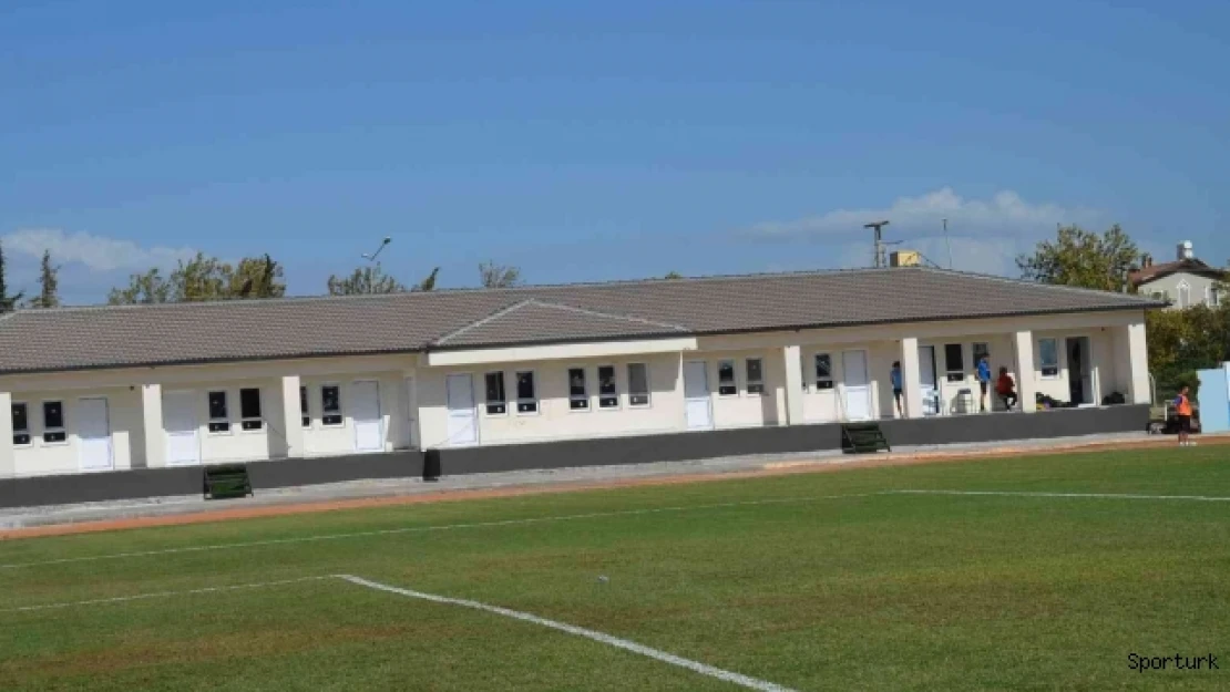 Didim Atatürk Stadı'nın yeni yapılan soyunma odaları ilk maça yetişti