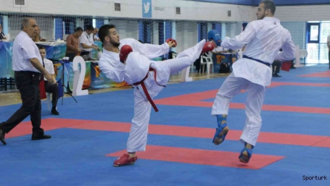 Dünya Üniversiteler Dövüş Sporları Kupası'nda Türkiye rüzgarı