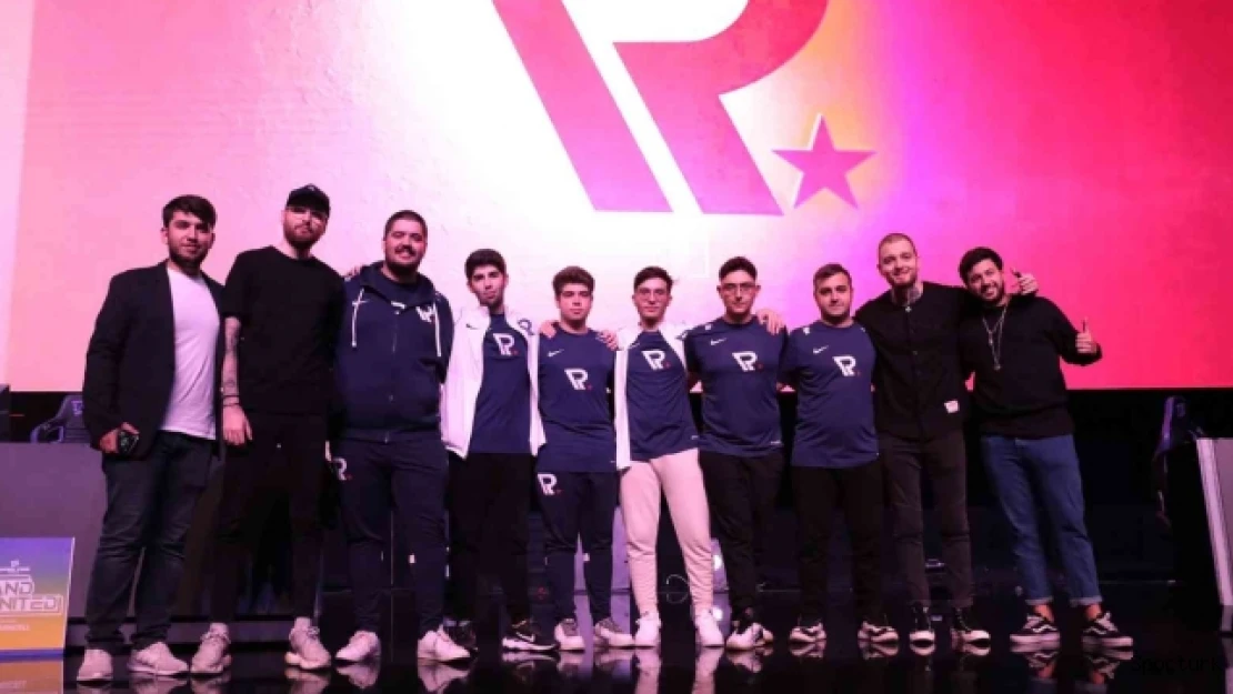 ESA Open Fire Stand United Powered By Turkcell'de şampiyon IF Parla Esports