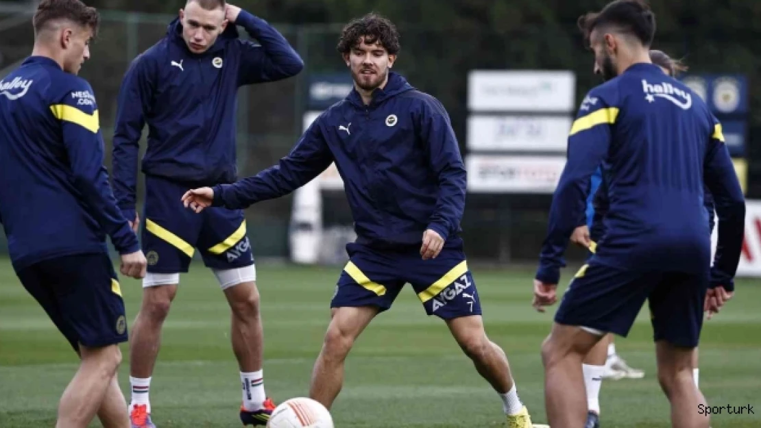 Fenerbahçe, AEK Larnaca maçı hazırlıklarına başladı