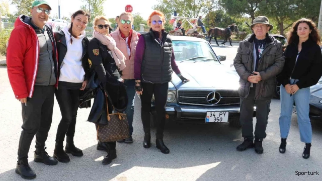 İstanbul'dan yola çıkan klasik otomobillerin son durağı Edirne oldu