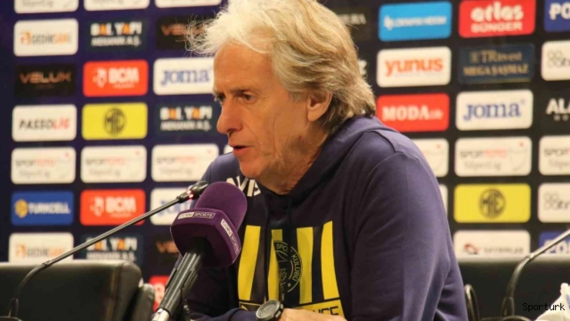 Jorge Jesus: &quotBenim için önemli olan oyuncuları hem bireysel hem de kolektif olarak geliştirmek"