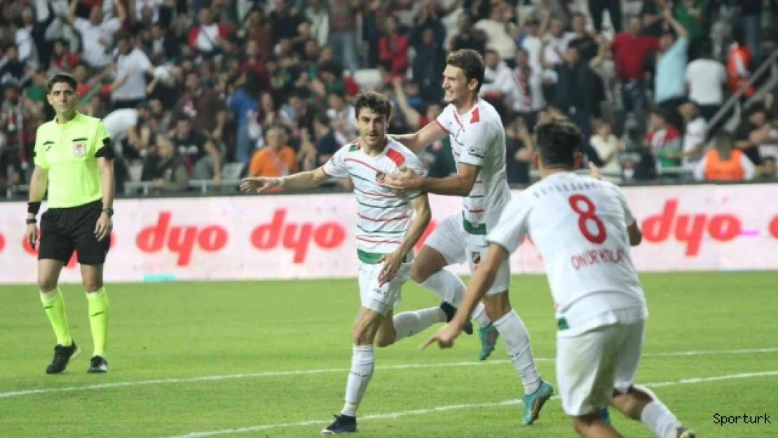 Karşıyaka evindeki şanssızlığını kırdı