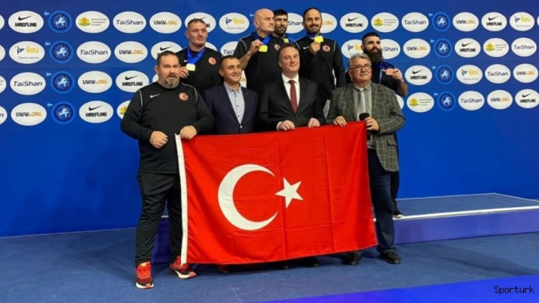 Kocaelili veteran güreşçiler dünyanın zirvesinde