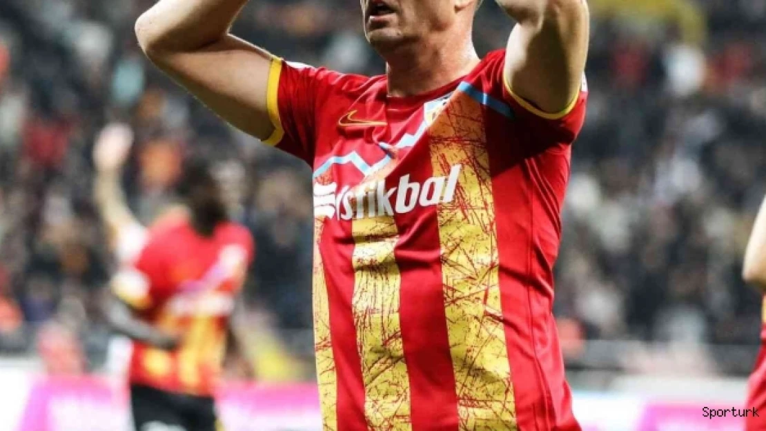 Mario Gavranovic 4. golünü attı