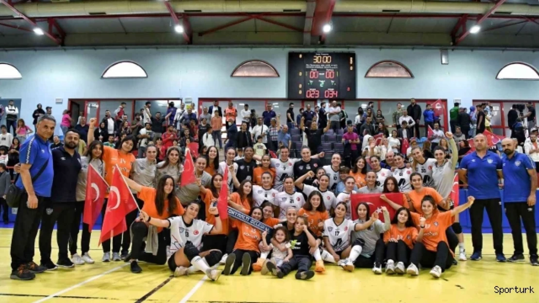 Mavi kelebeklerden gururlandıran başarı