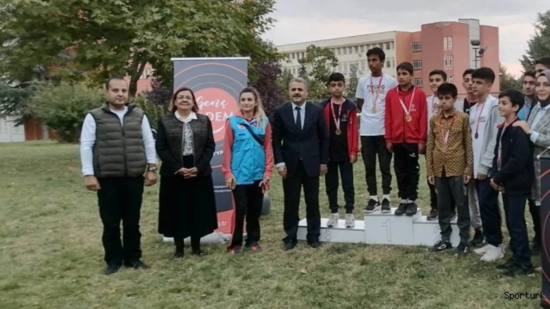 "Şiddetsiz Toplum" için turnuva