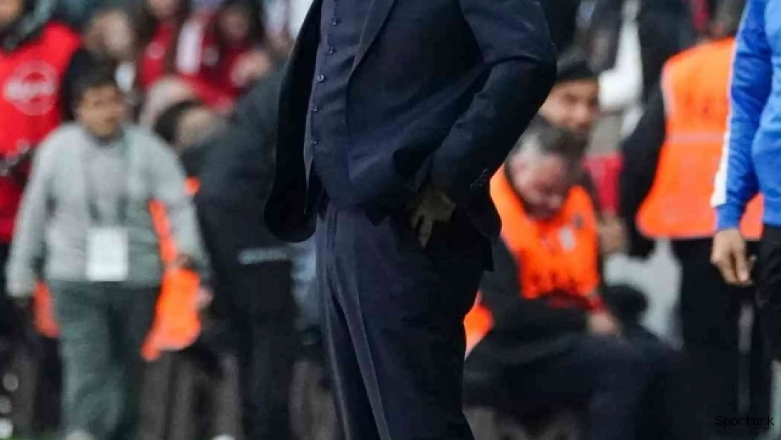 Şenol Güneş çiçeklerle karşılandı