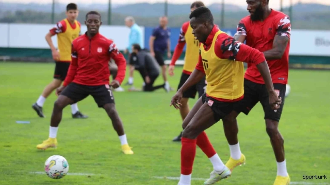 Sivasspor, Ballkani maçı hazırlıklarına başladı