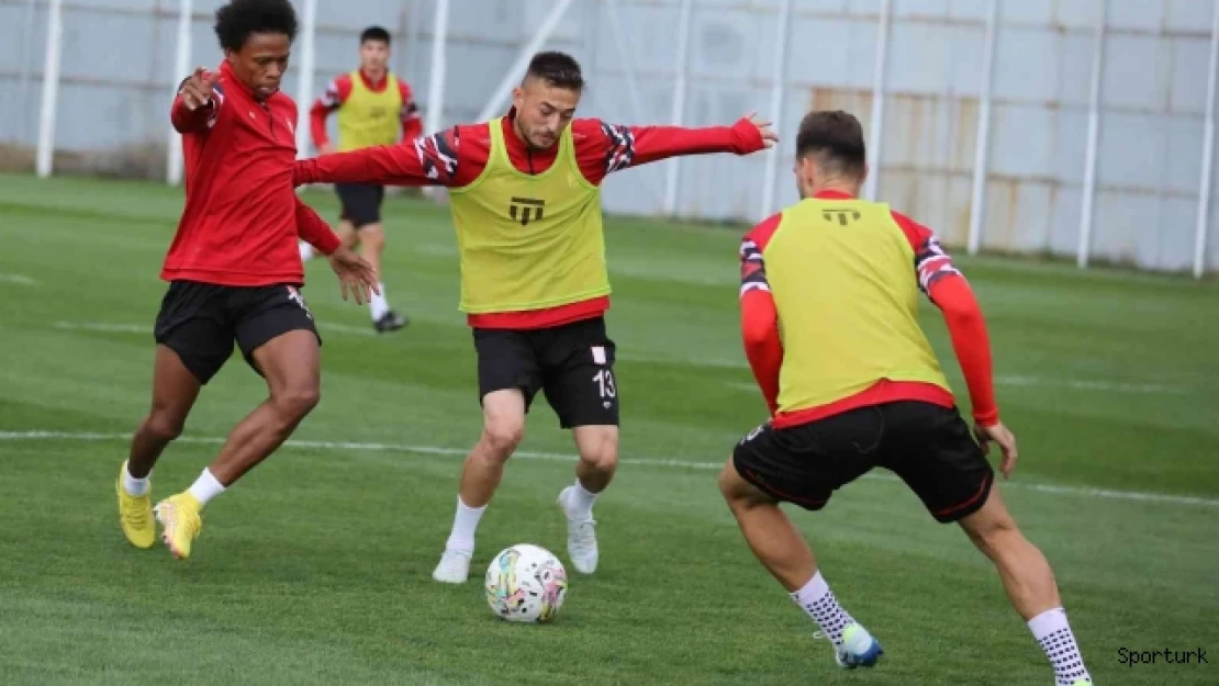 Sivasspor, Giresunspor maçının taktiğini çalıştı