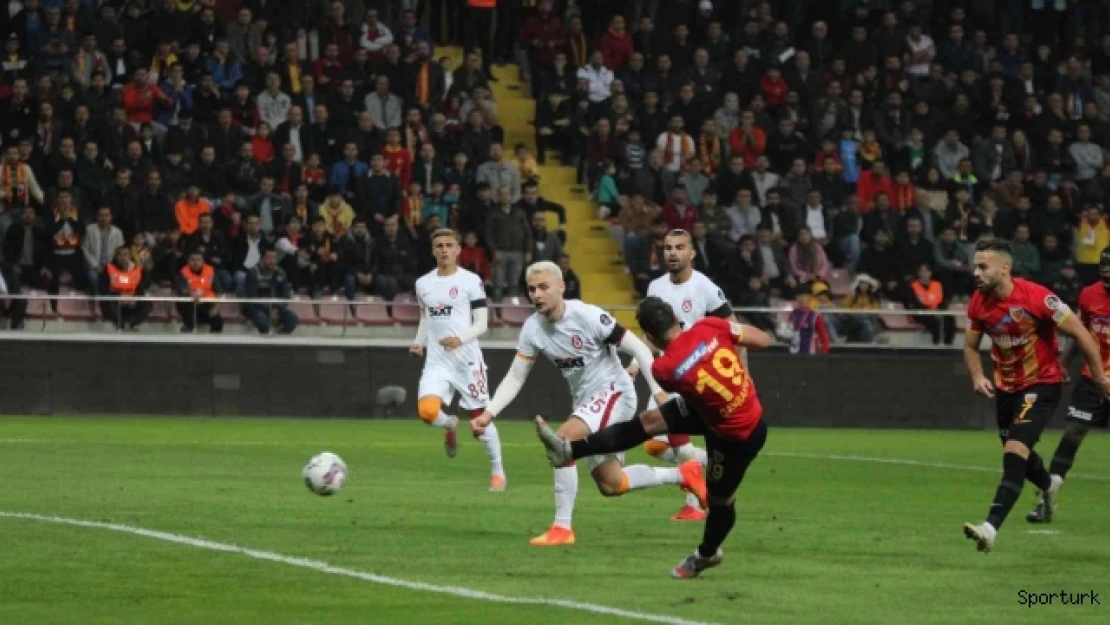 Spor Toto Süper Lig: Kayserispor: 2 - Galatasaray: 0