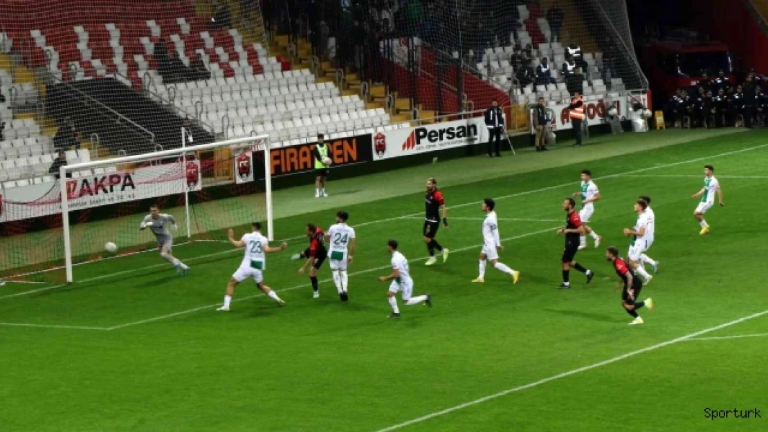 TFF 2. Lig: 24Erzincanspor: 2 - Bursaspor: 0