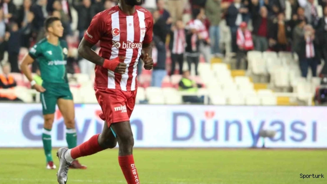 Yatabare ligdeki 2. golünü attı
