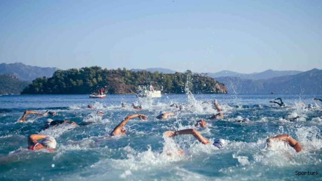 Aquamasters Yüzme şampiyonasının ilk günü tamamlandı