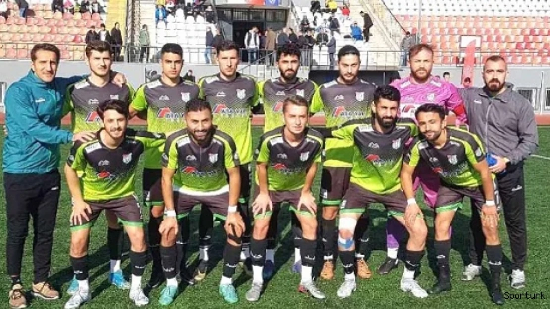 Bahçelievler'den Bayburt'a darbe 3-0