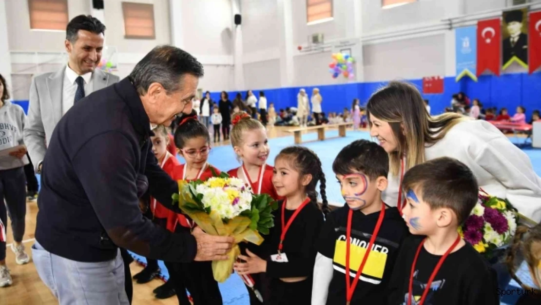 Başkan Ataç jimnastikle tanışan çocuklarla buluştu