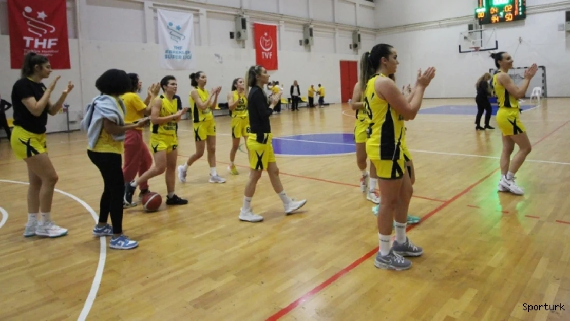 BEYKOZ KIZLARI KBBL'YE ÇOK FARKLI BAŞLADI 94-50