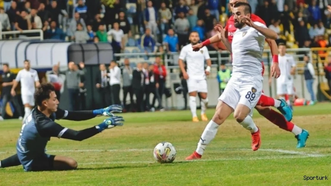 Bucaspor 1928'in Erhan Çelenk'i var