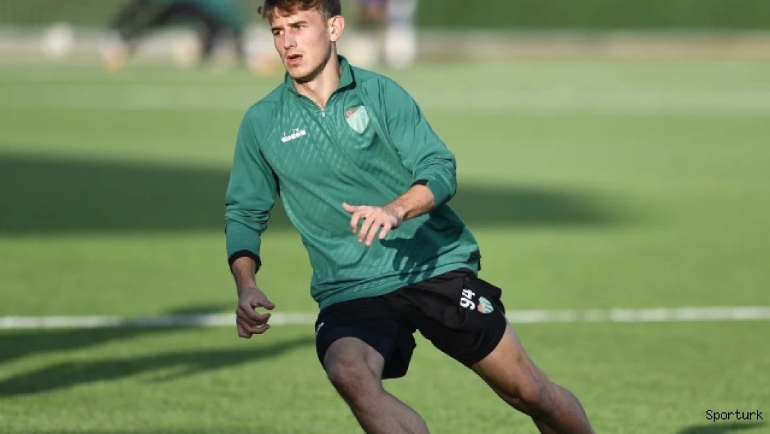 Bursaspor, Aliağa Atatürk Stadyumu'nda idman yaptı