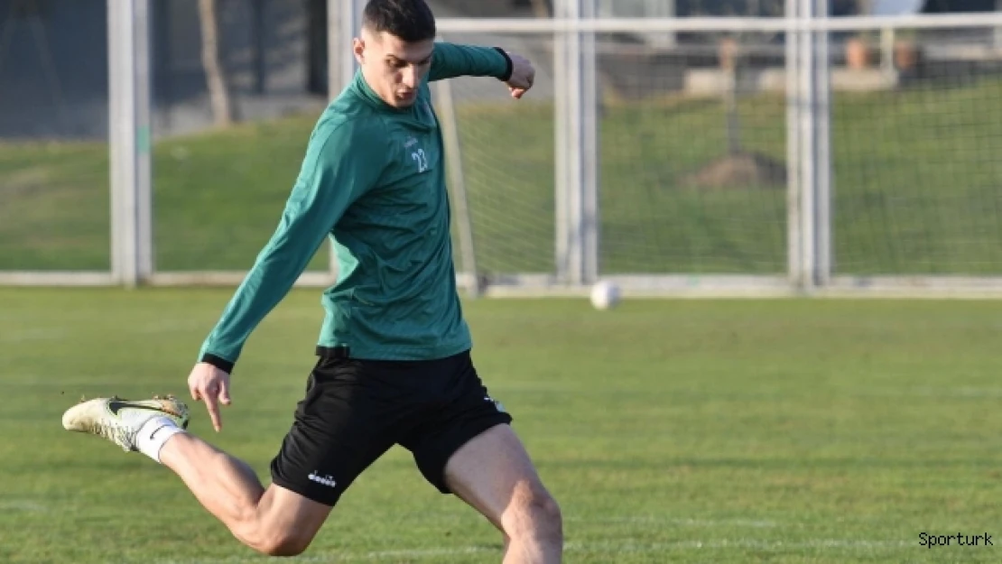Bursaspor kampa girdi
