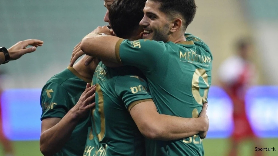 Bursaspor sahasında Düzcespor'u konuk edecek