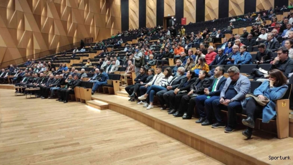 Denizlispor yönetimi, şirketleşme yetkisini aldı