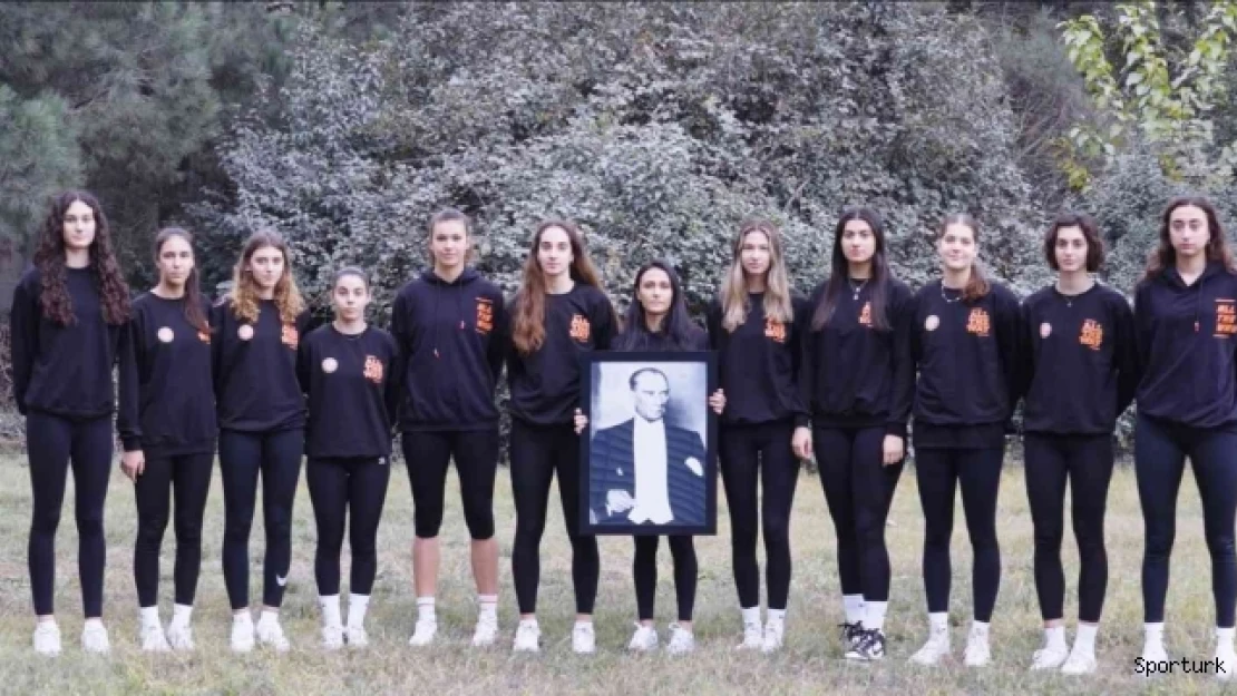 Eczacıbaşı Dynavit, 10 Kasım'da Atatürk'ü fidan dikerek andı
