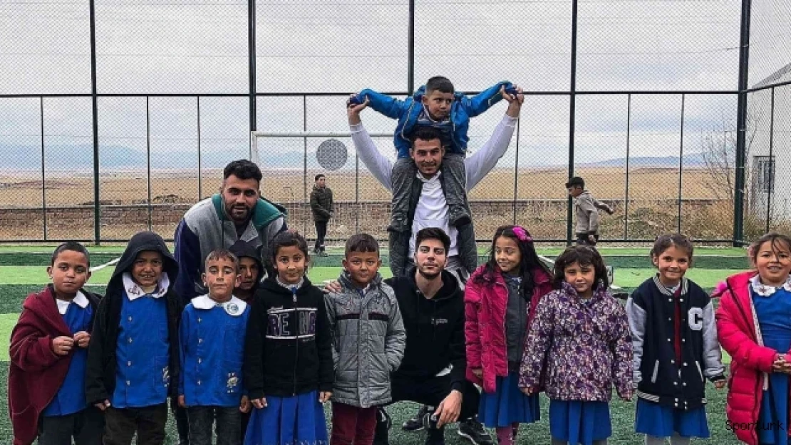 ERÜ Spor Bilimleri Sosyal Sorumlulukta başarıya imza attı