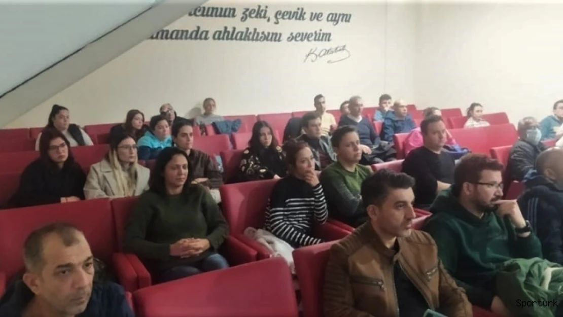 Eskişehir Basketbol İl Temsilciliği yeni sezon öncesi kural değişikliklerini anlattı