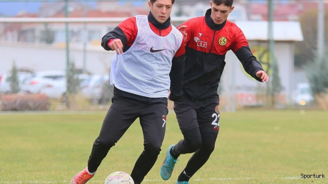 Eskişehirspor, Yeni Mersin İdman Yurdu maçı hazırlıklarını tamamladı