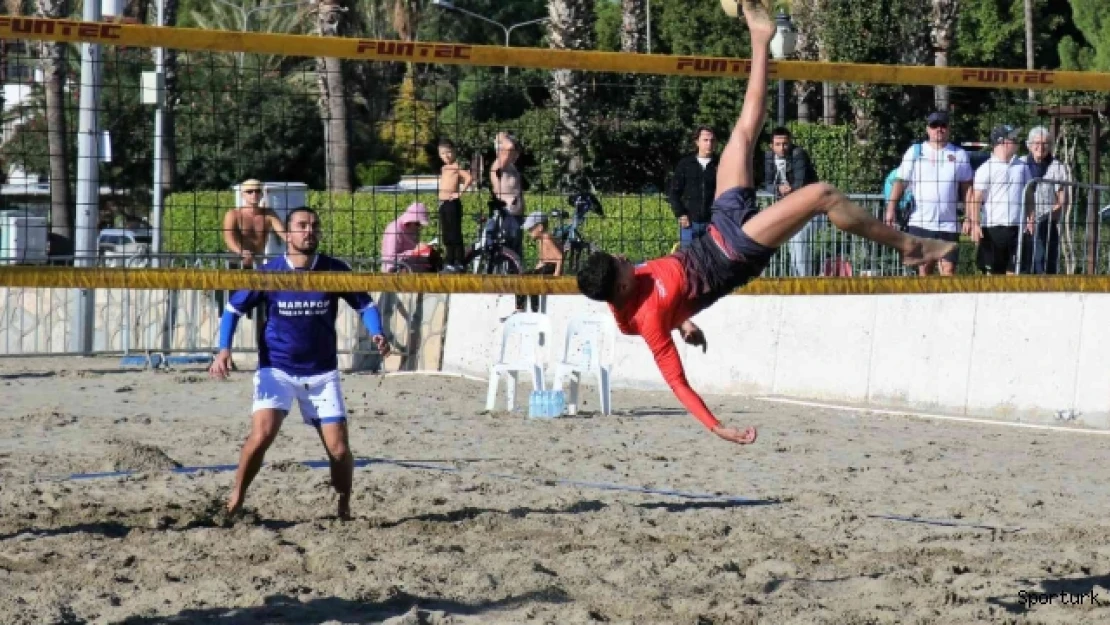 Footvolley Dünya Kulüpler Kupası Alanya'da başladı