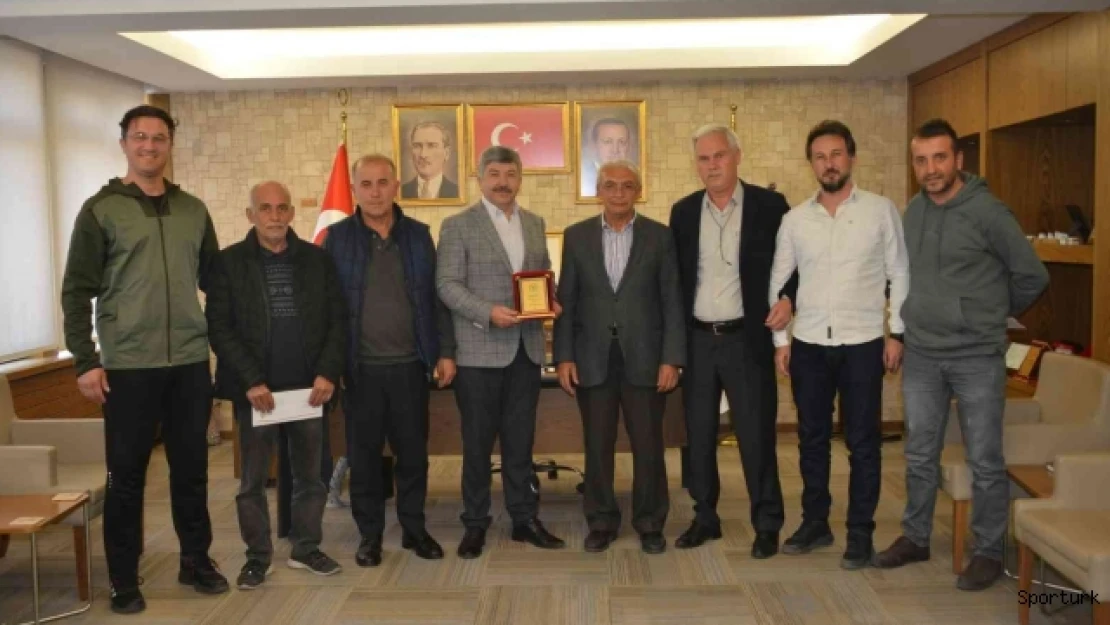 Gediz Belediyesi'nden amatör spor kulüplerine maddi destek