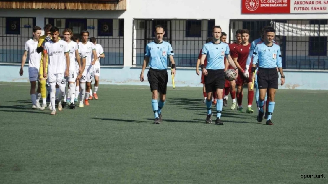 Genç horozlar lideri 3-1 ile geçti