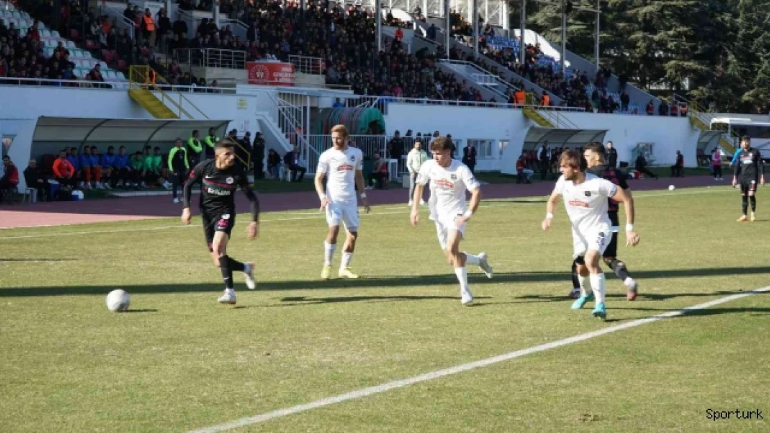 Isparta 32 Spor: 4 Nazilli Belediyespor: 0