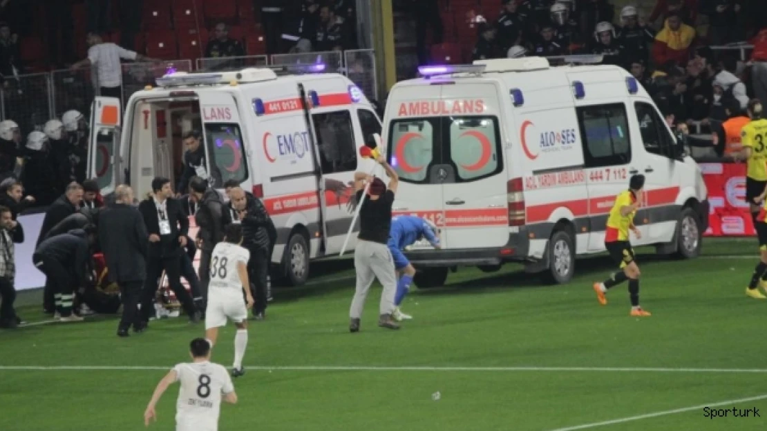 İzmir derbisine olaylar damga vurdu: İşte yaşananların özeti