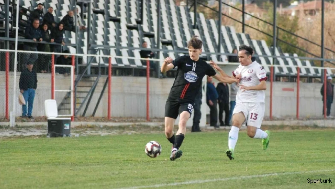 Kırmızı grupta Çal Belediyespor evinde rahat kazandı