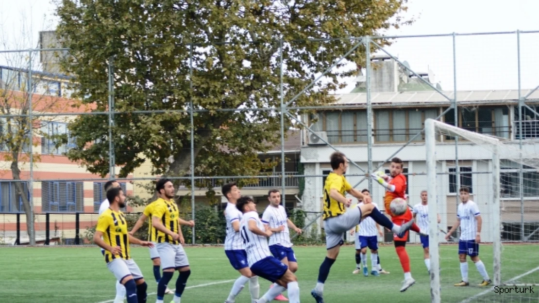 Lider Küçükçekmece Sinopspor farklı kazandı: 5-1
