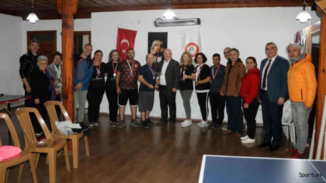 Menteşe'de' Ataya Saygı' masa tenisi turnuvası