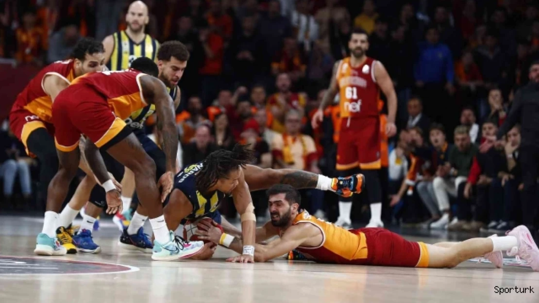 Pota derbisi Fenerbahçe'nin