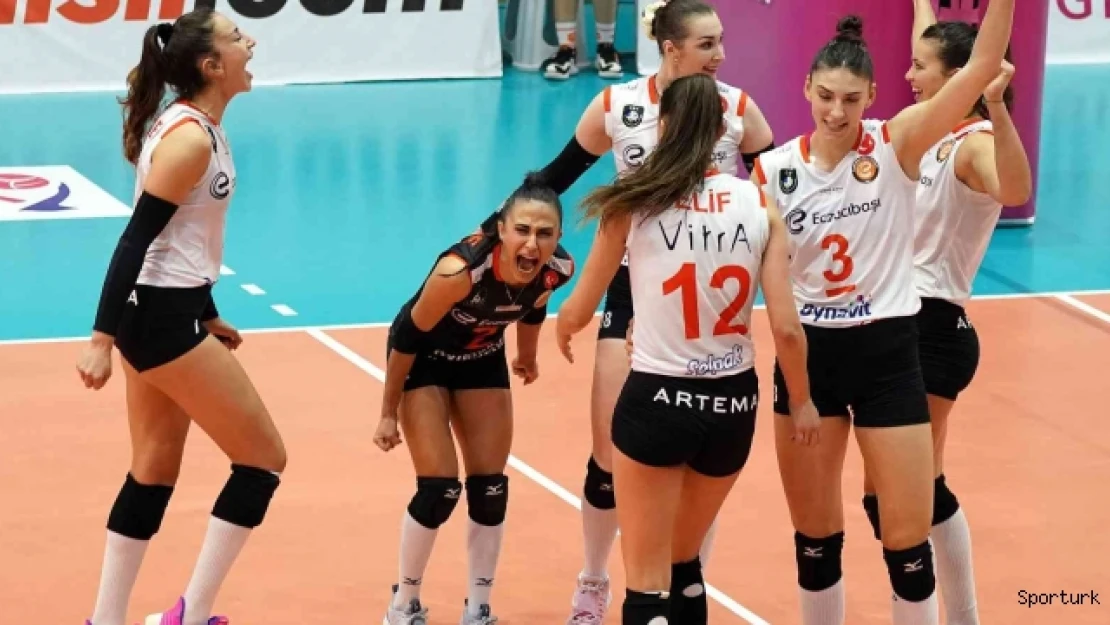 Simge Aköz: "İnşallah sezon sonuna kadar hem Türkiye'de hem Avrupa'da böyle devam ederiz"