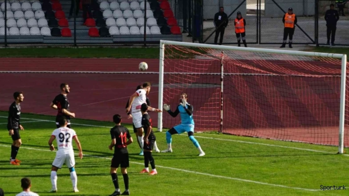 TFF 2. Lig: GMG Kastamonuspor: 2 - Diyarbekirspor: 1